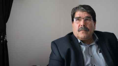 À la demande de la Turquie, le co-président du parti kurde syrien arrêté à Prague
