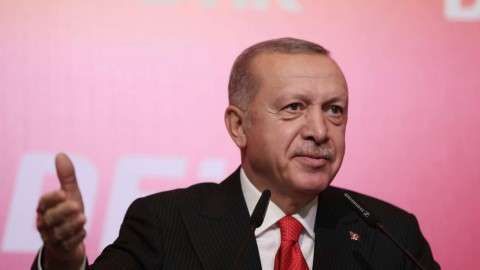 Offensive turque en Syrie : blâmé par ses alliés, Erdogan peine à mobiliser sa population