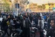 « En Iran, une révolution menace le régime »