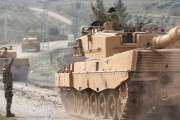 La Turquie attaque une enclave kurde en Syrie